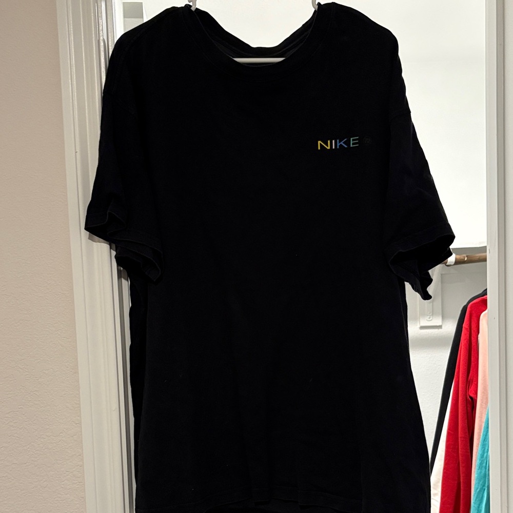Nike Men's Black Tee with Subtle Logo